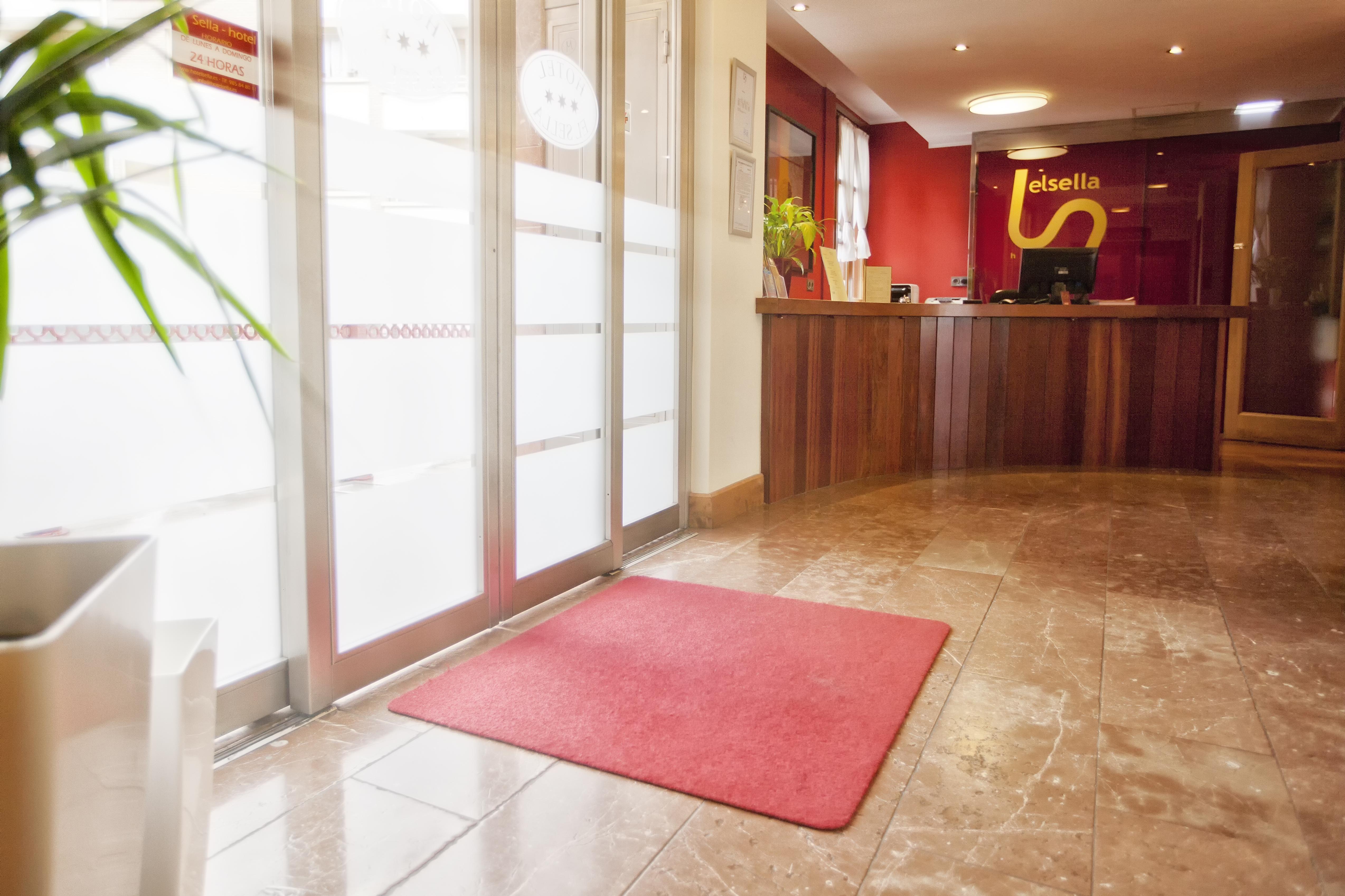 Hotel El Sella Cangas de Onis Bagian luar foto