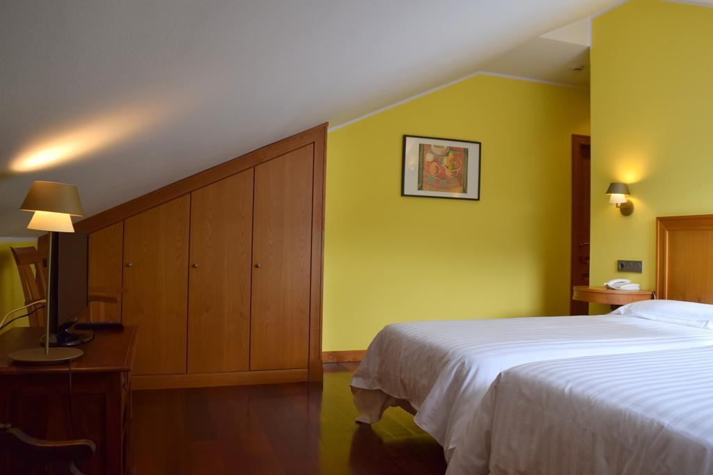 Hotel El Sella Cangas de Onis Bagian luar foto