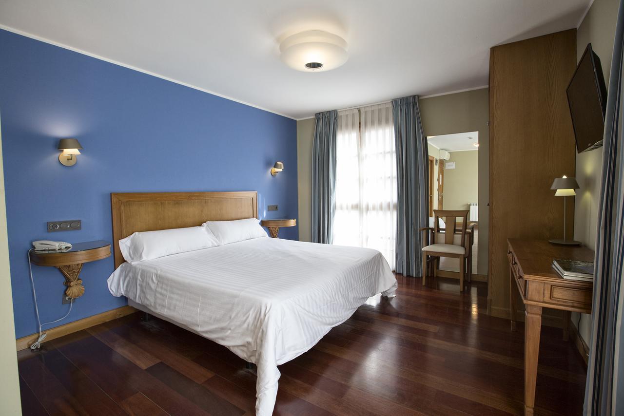 Hotel El Sella Cangas de Onis Bagian luar foto