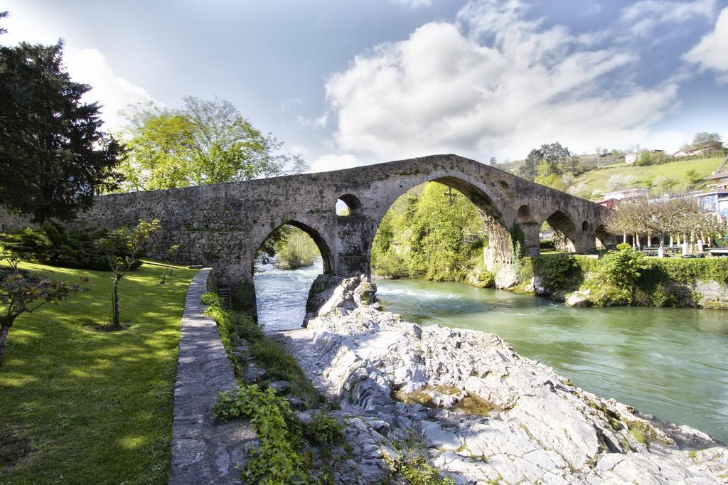 Hotel El Sella Cangas de Onis Bagian luar foto