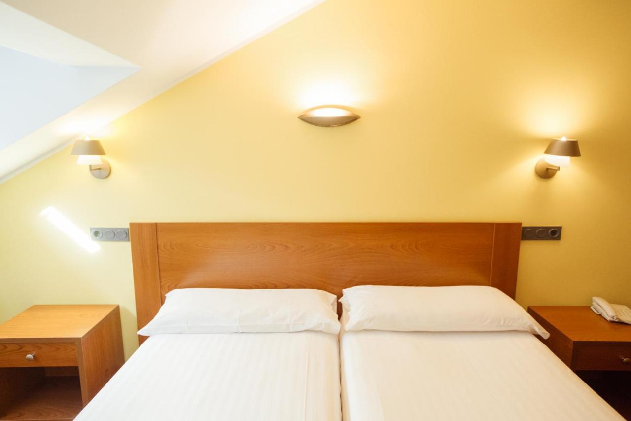 Hotel El Sella Cangas de Onis Bagian luar foto